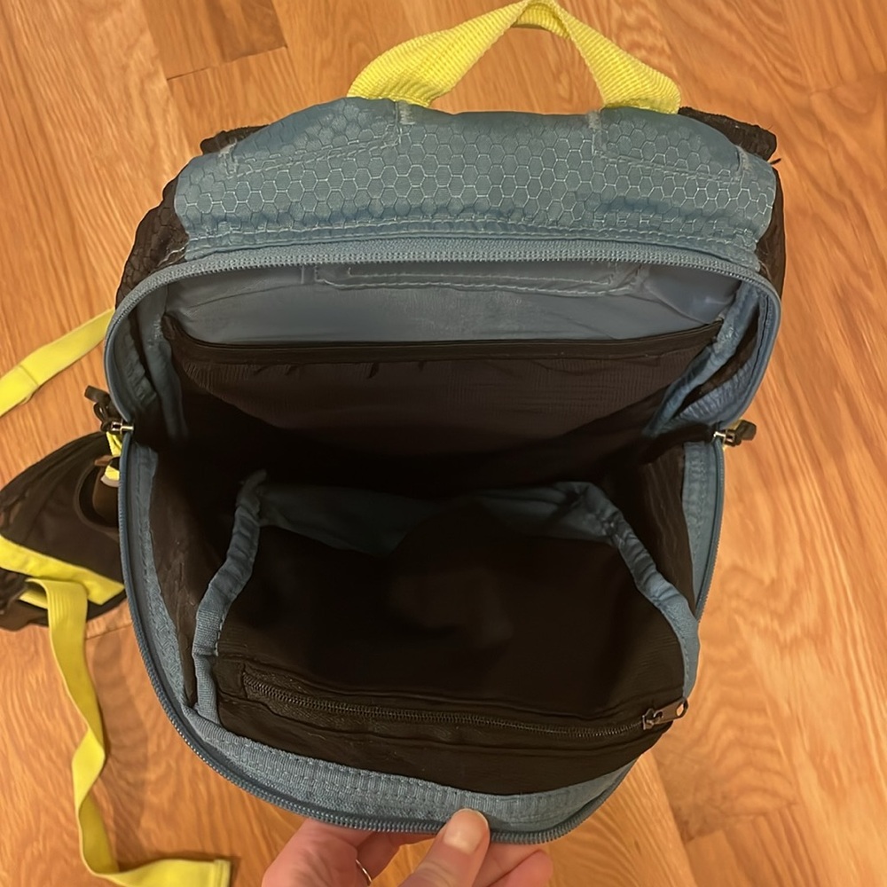 New Balance Backpack - Picture 6 of 6